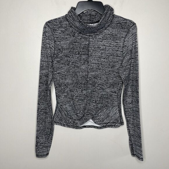LULULEMON Melodic Movement Pullover Womens 8 Twist Front Turtleneck Black - Picture 1 of 9